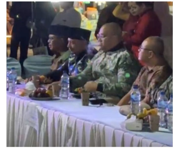 kadin-probolinggo-KADIN Kabupaten Probolinggo Hadiri Fashion Show Garda Bangsa Borong Batik Ronggo Mukti