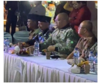 KADIN Kabupaten Probolinggo Hadiri Fashion Show Garda Bangsa Borong Batik Ronggo Mukti
