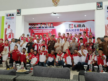 menghadiri-rakernas-lira-kabupaten-probolinggo